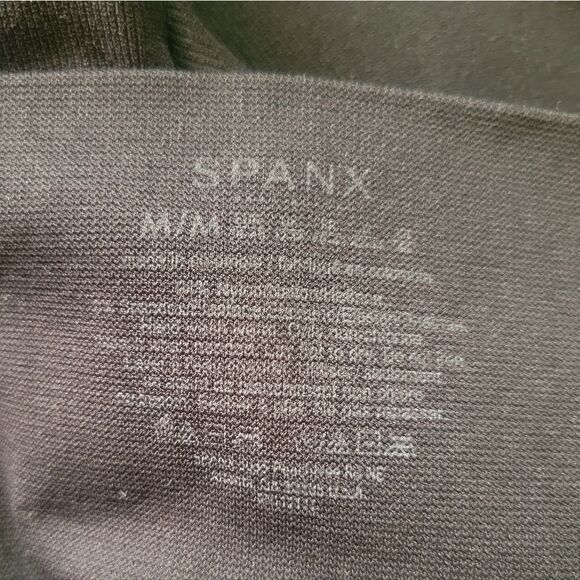 Spanx Look At Me Know Ankle Zip Leggings/Tights Size Medium - Picture 6 of 6